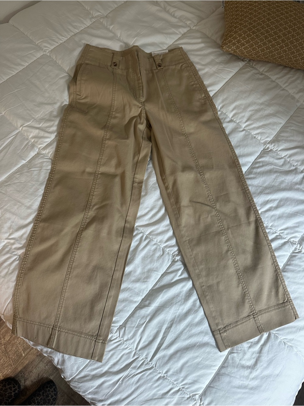 NWT…Chico’s Wide Leg Pants Zip Front and Two Back Buttoned Pockets